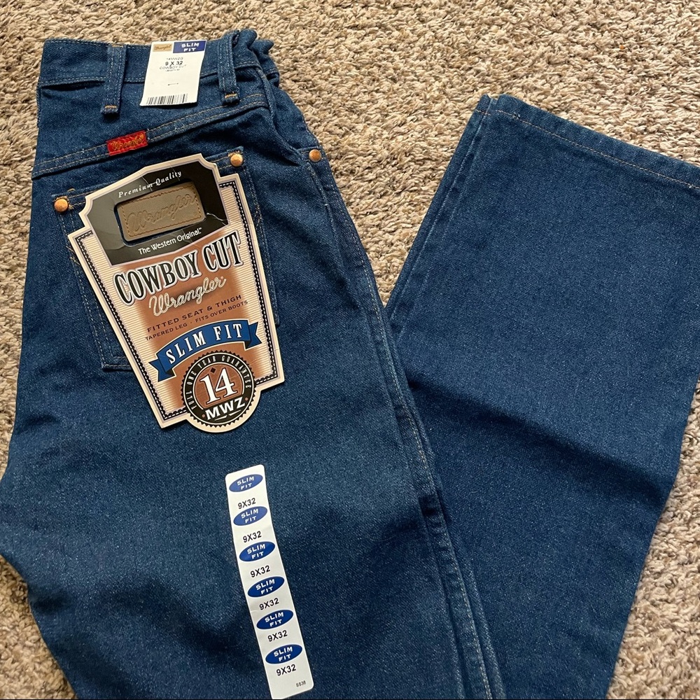 Womens Wrangler cowboy cut jeans